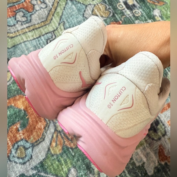 Hoka One Clifton 10 Womens Size 7.5B Running Shoes Athletic Sneakers - Picture 4 of 9